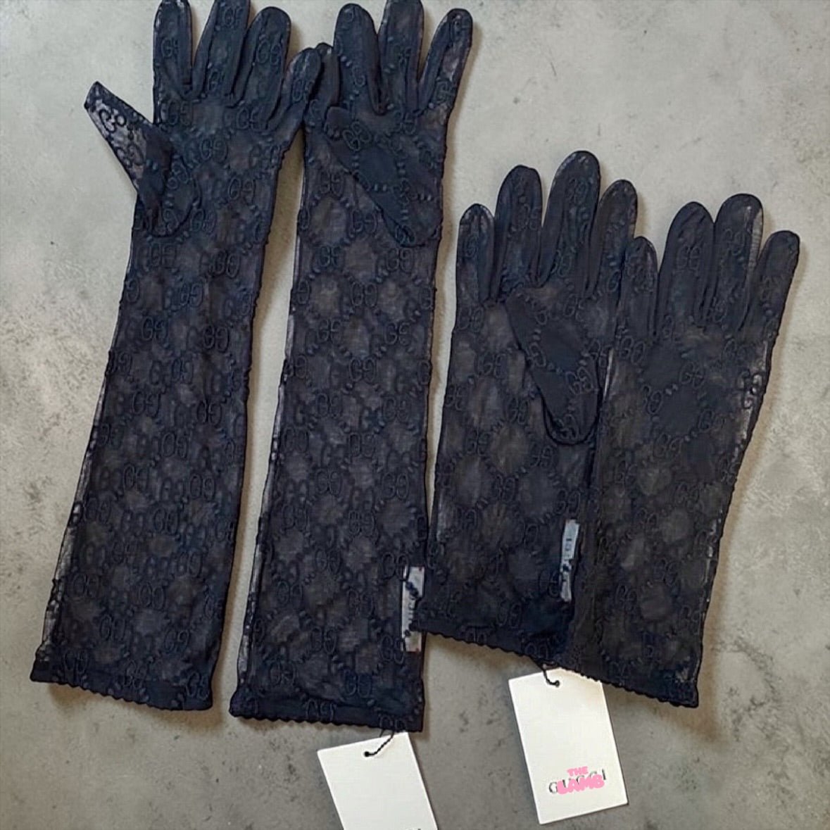 Caramel Cookie Gloves