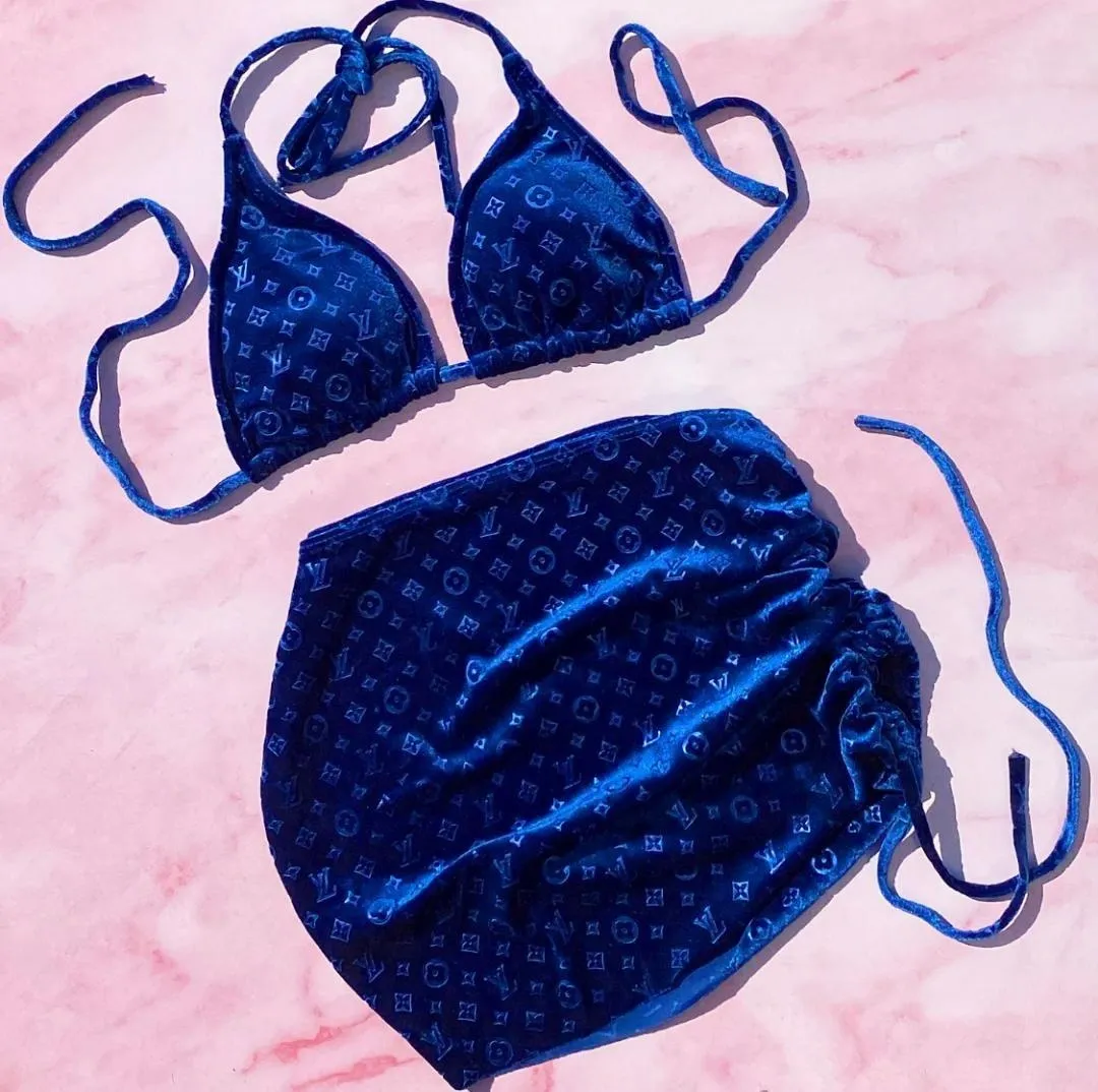 Santamaria Island Skirt Set