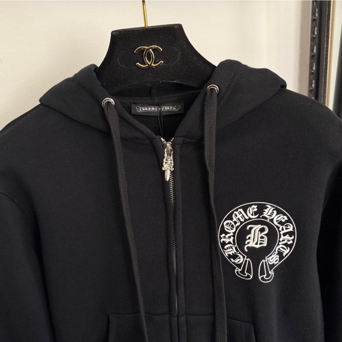 Anakao Beach Resort Hoodie