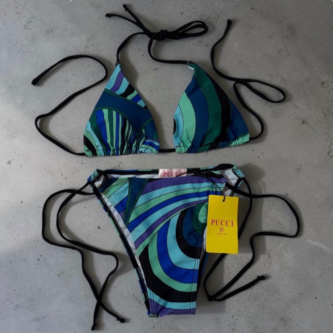 Las Hayas Bikini & Scarf