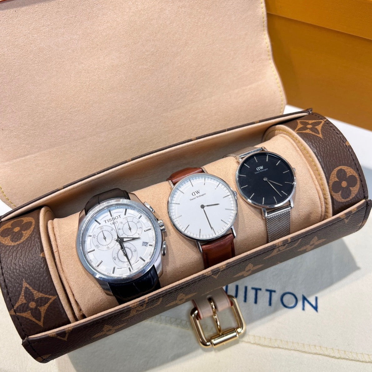Gran Muthu Resort Watch Case