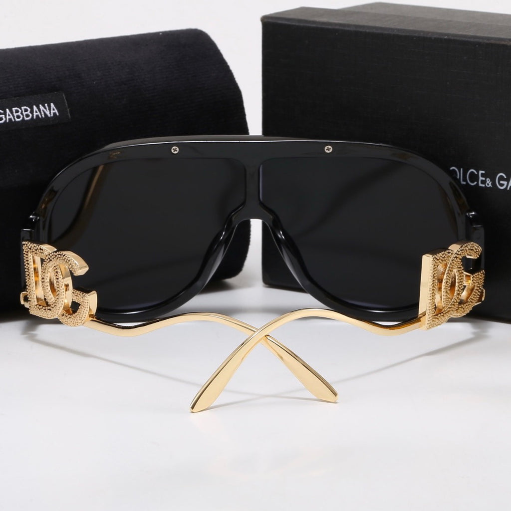 Haadtien Beach Resort Sunglasses