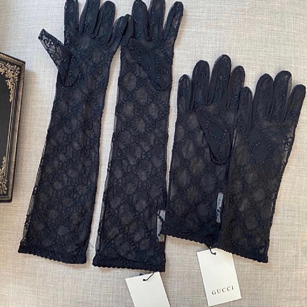Caramel Cookie Gloves