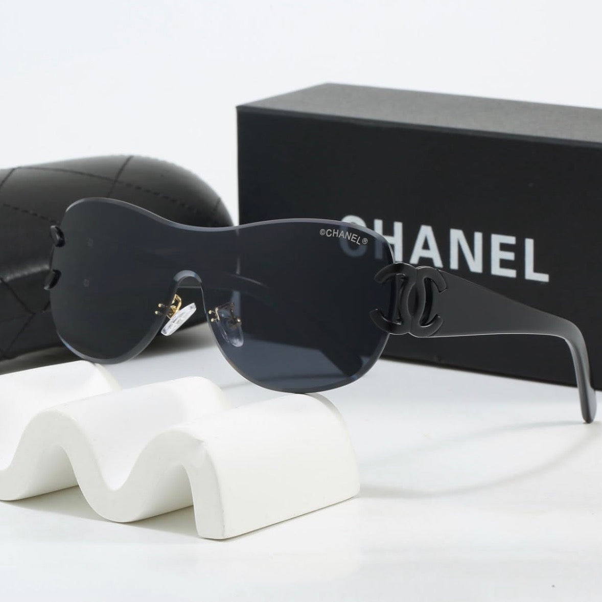 Oriental Bay Resort Sunglasses