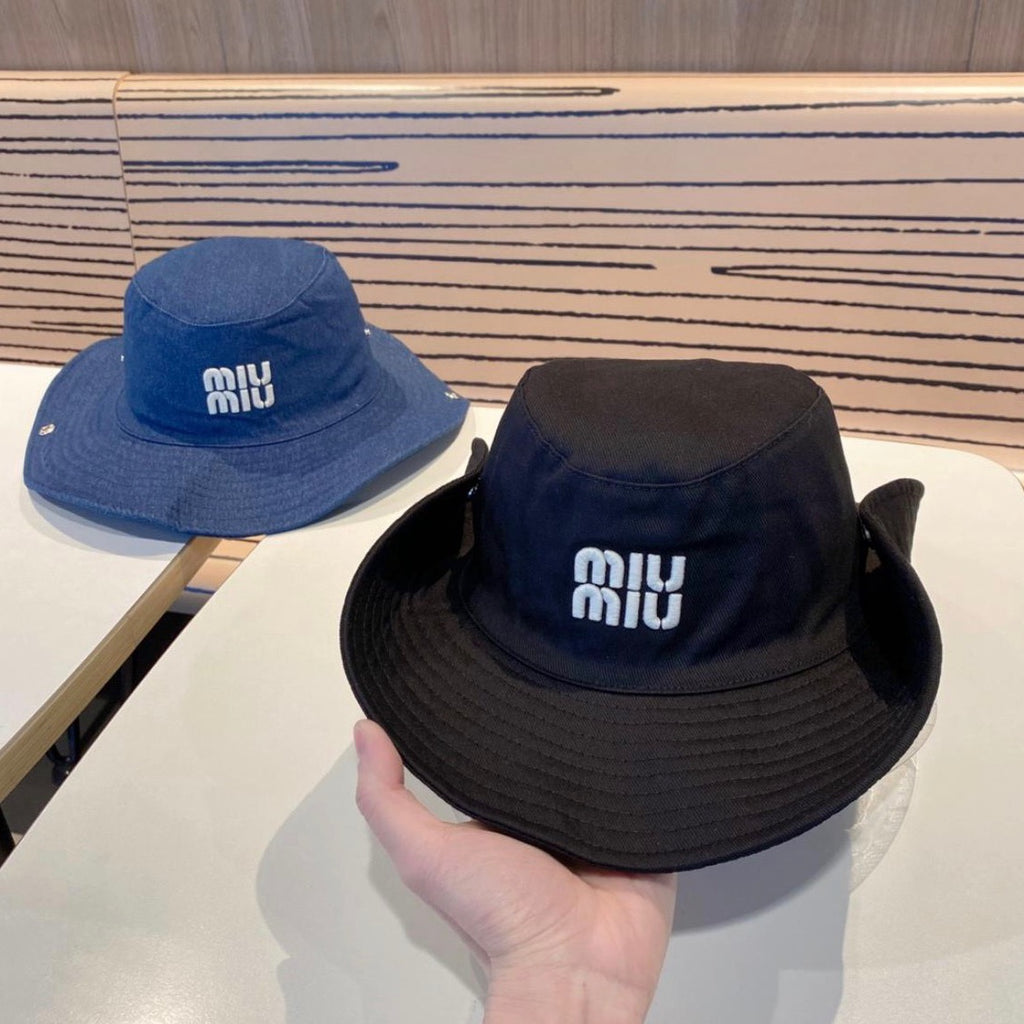Rangali Island Resort Hat