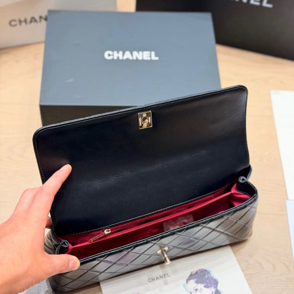 Ao Hin Wong Bay Purse