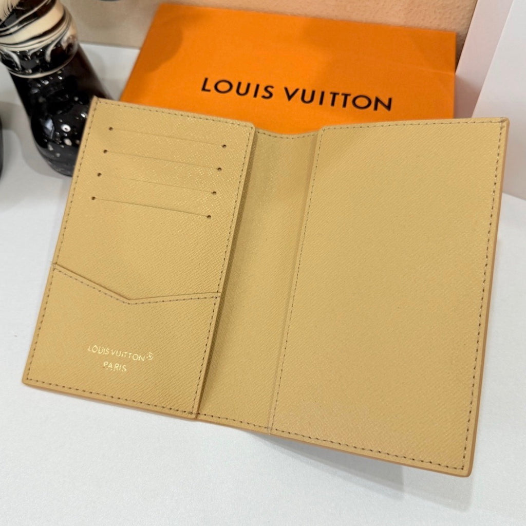 Alma San Juan Passport Cover