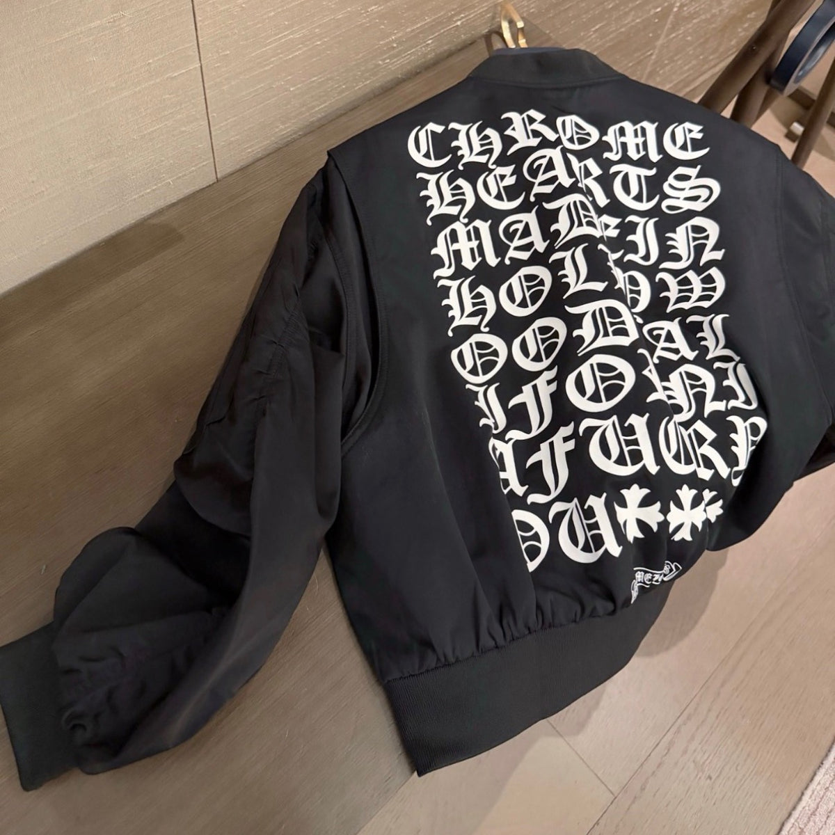 Le Taha'a Resort Jacket