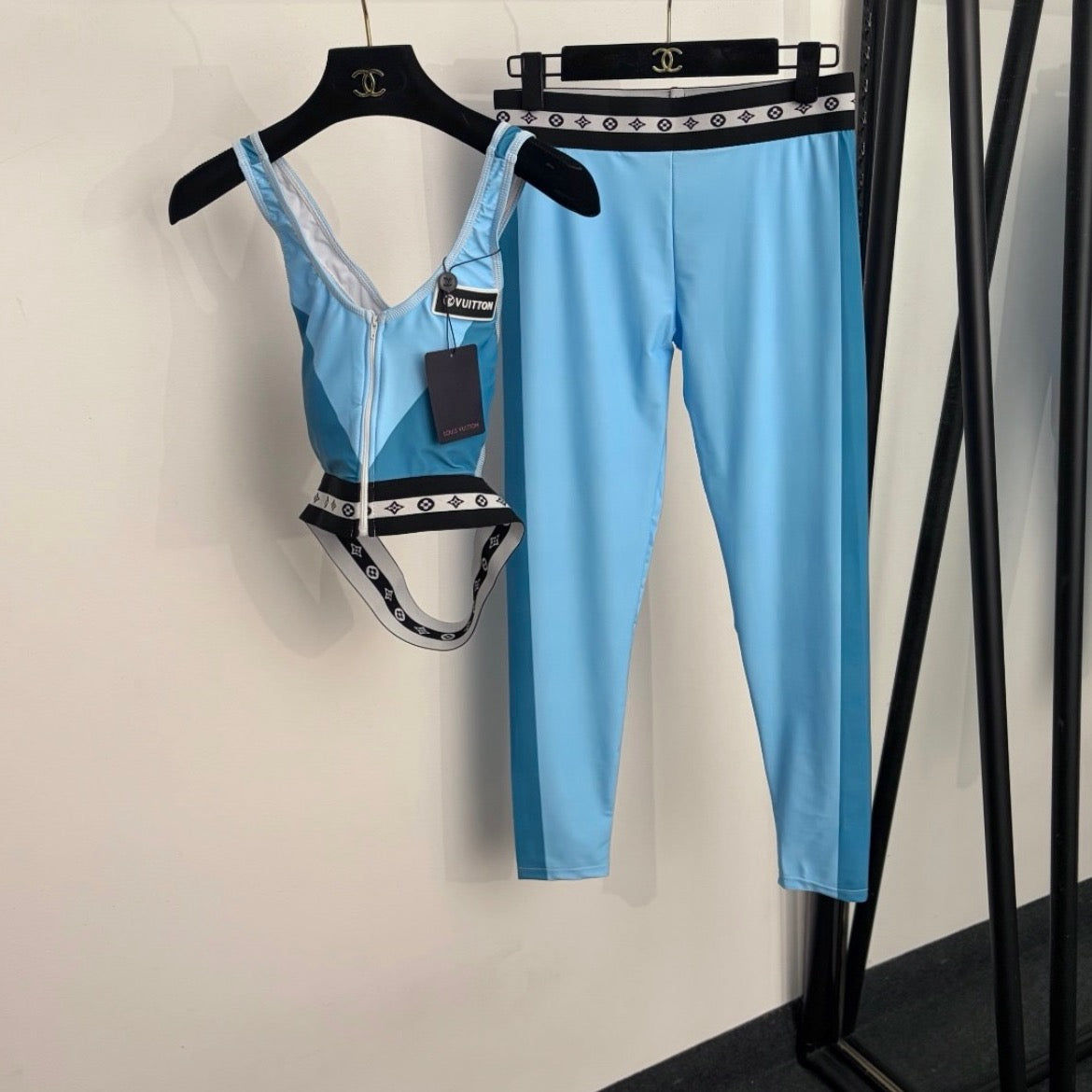 Palais Claudio Bravo Resort Pant Set