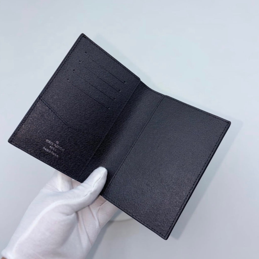 Reethi Rah Island Passport Cover