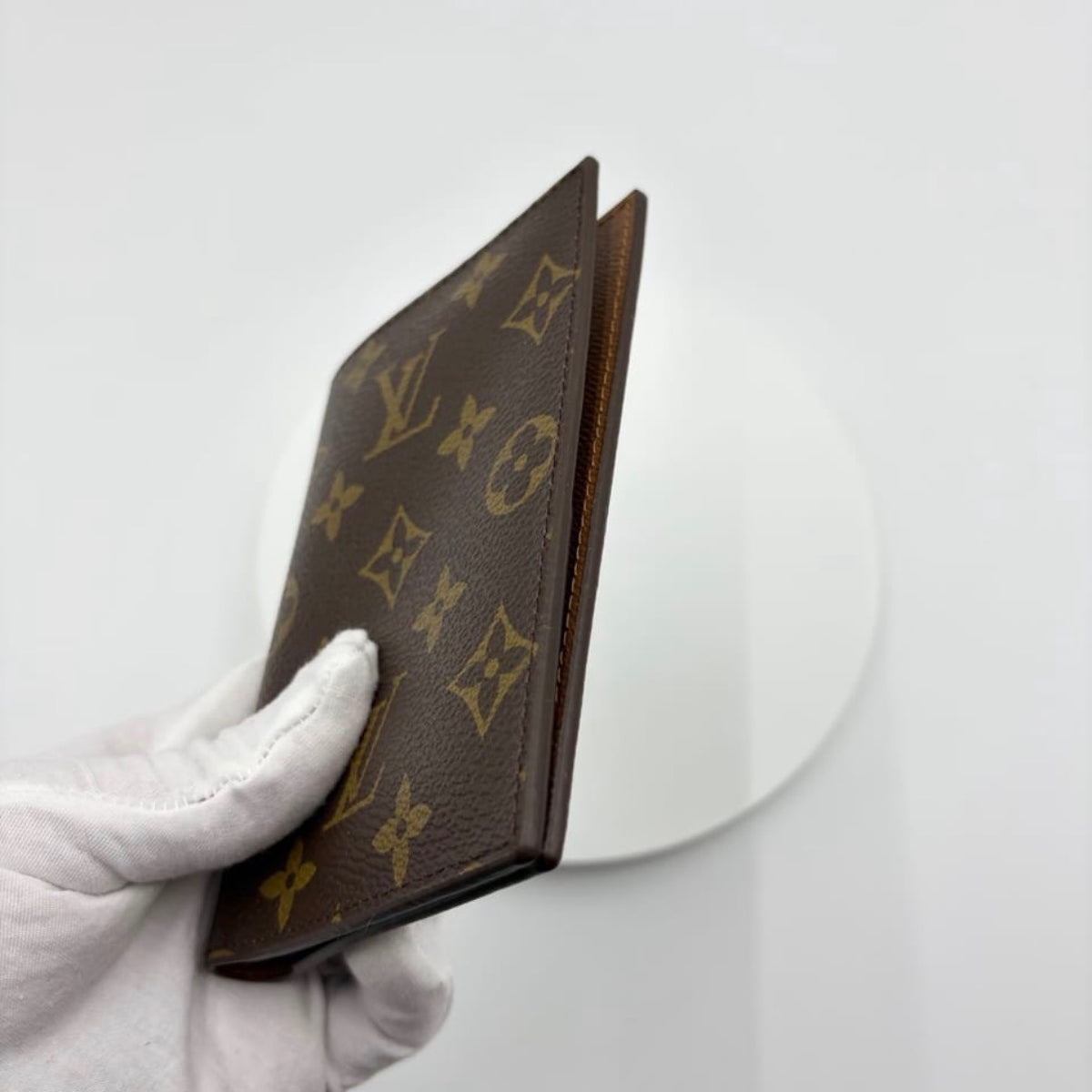 Reethi Rah Island Passport Cover
