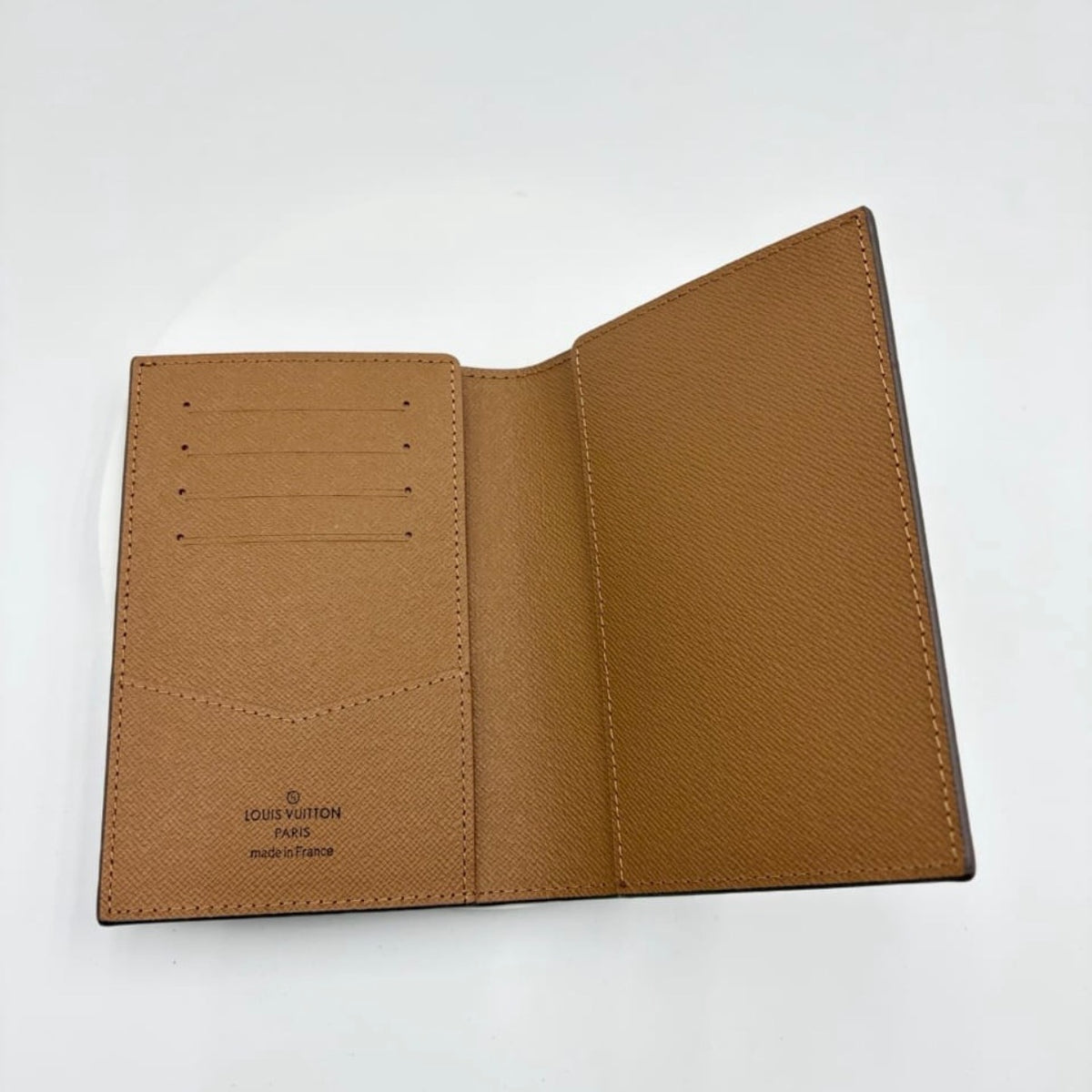 Reethi Rah Island Passport Cover
