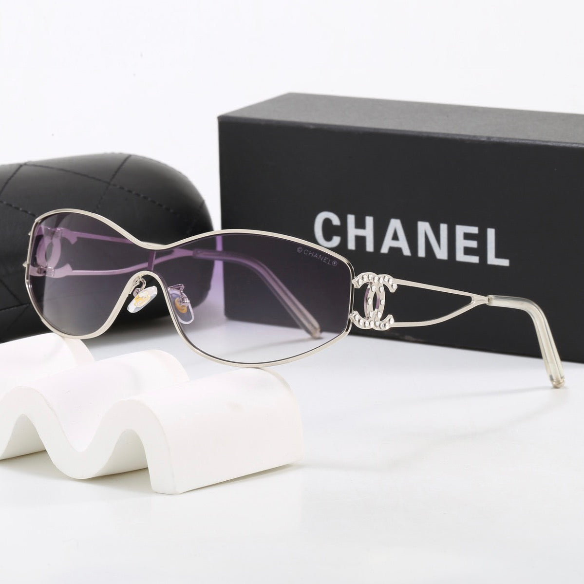 Te Henga Resort Sunglasses