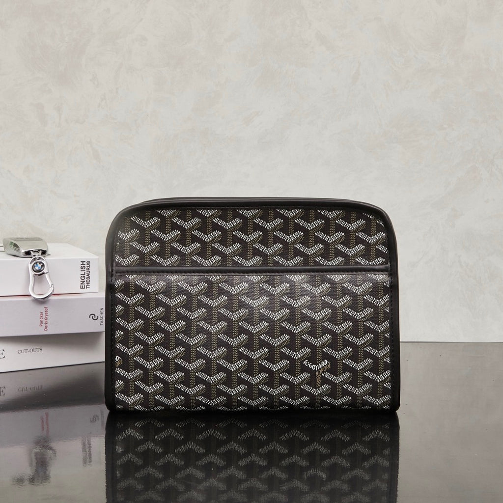 Cala Goloritzé Toiletry Bag