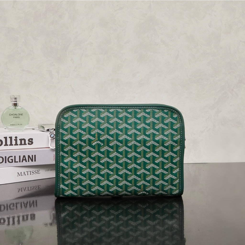 Cala Goloritzé Toiletry Bag